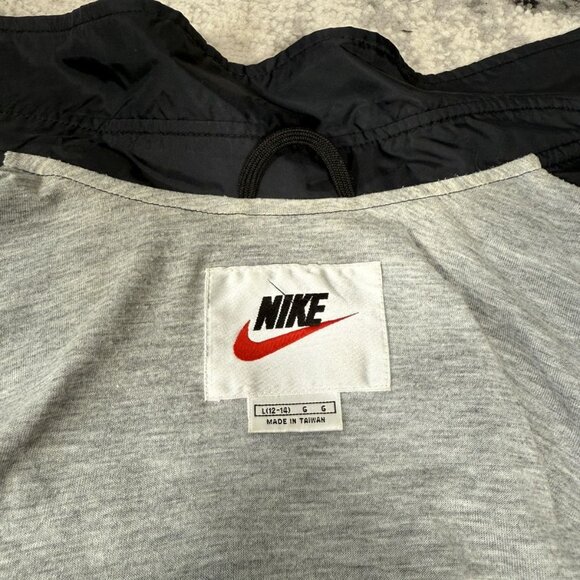 Vintage 90s Nylon Track Jacket - Picture 6 of 7